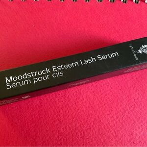 NIB YOUNIQUE esteem lash serum